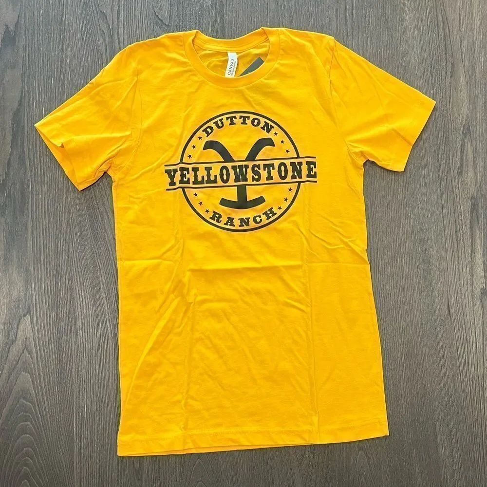 NWT Yellowstone Dutton Ranch Graphic T-Shirt Paramount TV - Size M